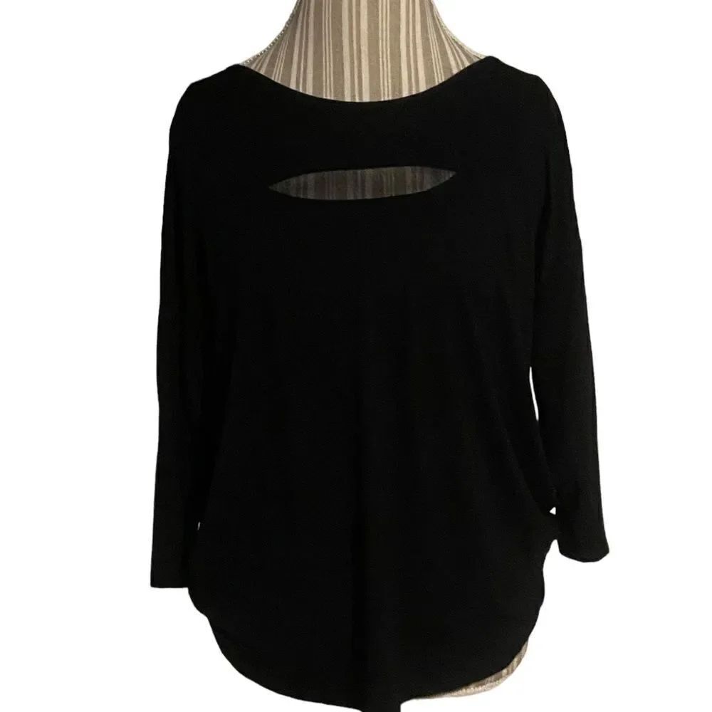 Chicos size 2 (large) black long sleeved top perfect condition see pics/like new